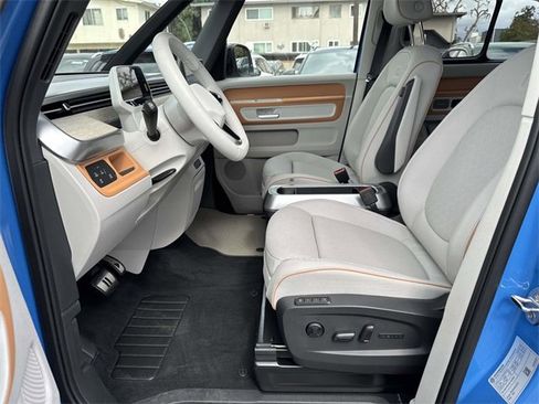New 2025 Volkswagen ID. Buzz 1st Edition image 22