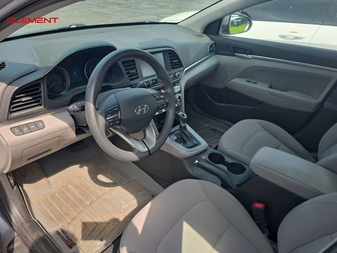 Used 2020 Hyundai Elantra SEL FWD image 4