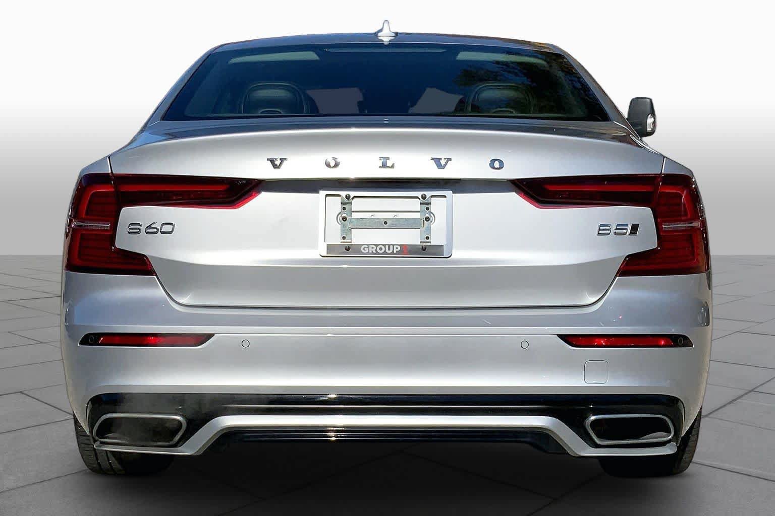 Used 2022 Volvo S60 B5 Momentum w/ Premium Package AWD/4WD image 5