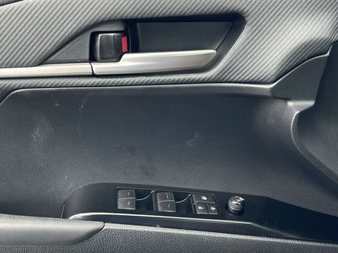 Used 2025 Toyota Camry SE FWD image 24
