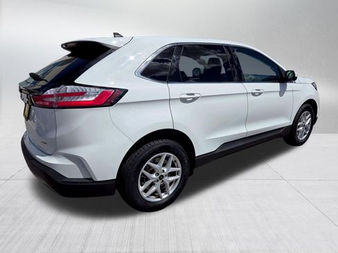 Certified 2024 Ford Edge SEL w/ Convenience Package AWD/4WD image 7