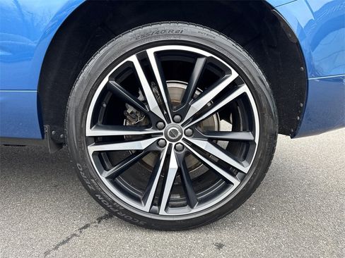 Used 2018 Volvo XC60 T6 R-Design w/ Convenience Package image 20