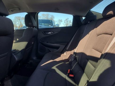 Used 2021 Chevrolet Malibu LS image 28