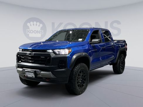 Used 2023 Chevrolet Colorado Trail Boss AWD/4WD image 1