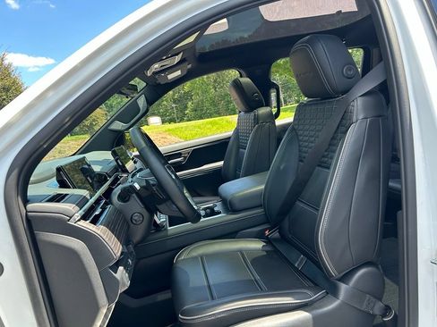 Used 2025 GMC Sierra EV Denali AWD/4WD image 38