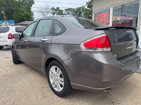 Used 2011 Ford Focus SEL w/ 301A Rapid Spec Order Code FWD image 4