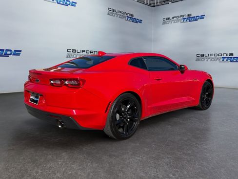 Used 2024 Chevrolet Camaro LT image 5
