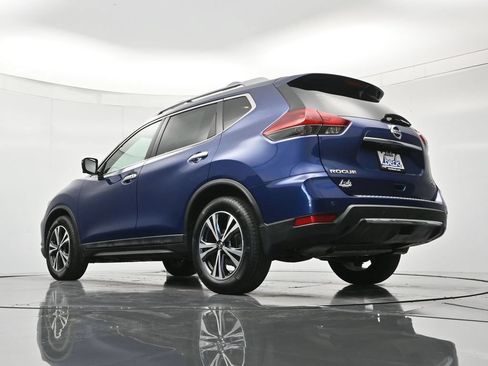 Used 2019 Nissan Rogue SV w/ Premium Package FWD image 42