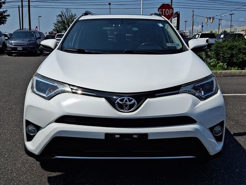 Used 2016 Toyota RAV4 XLE AWD/4WD image 2