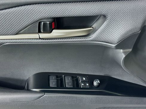 Certified 2025 Toyota Camry SE w/ Convenience Package FWD image 18