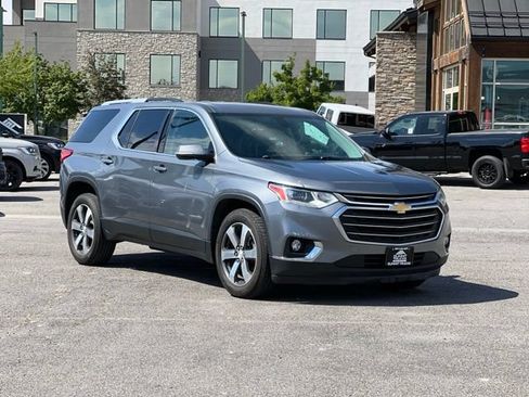 Used 2018 Chevrolet Traverse LT AWD/4WD image 1