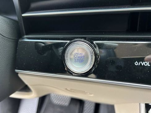 Used 2026 Genesis GV70 2.5T image 34