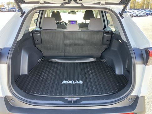 Certified 2025 Toyota RAV4 XLE image 27