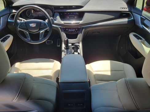 Used 2020 Cadillac XT5 Sportv image 11