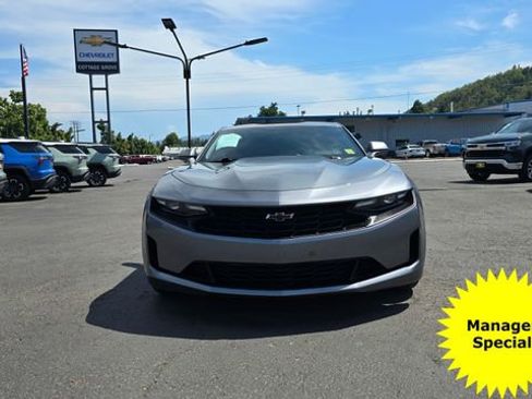 Used 2021 Chevrolet Camaro LT w/ Technology Package image 2