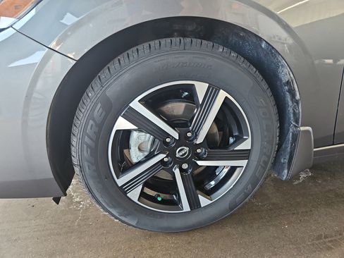 Used 2024 Nissan Sentra SV image 20