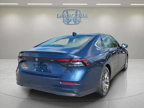 Used 2023 Honda Accord EX image 5