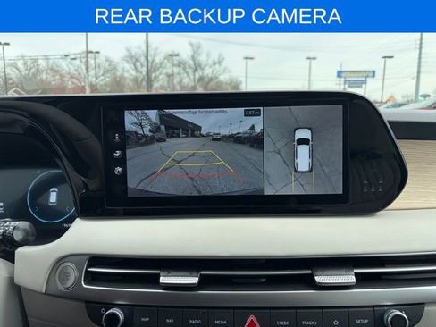 Used 2024 Hyundai Palisade Limited image 2