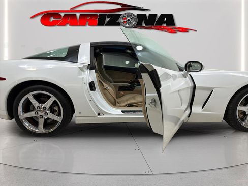 Used 2007 Chevrolet Corvette Coupe w/ Preferred Equipment Group image 14