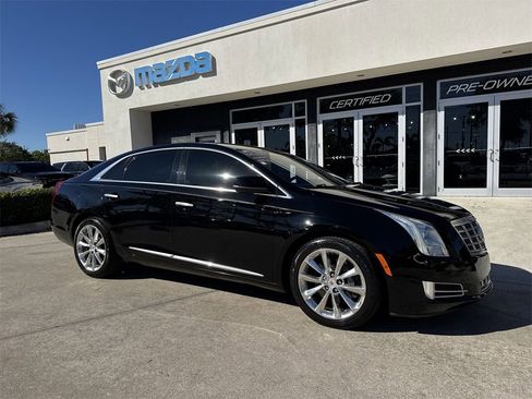 Used 2013 Cadillac XTS Luxury w/ Driver Awareness Package image 7