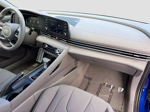 Certified 2026 Hyundai Elantra Sport FWD image 27