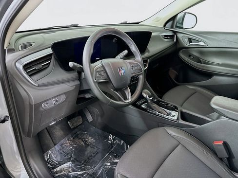 Used 2025 Buick Encore GX Preferred AWD/4WD image 14