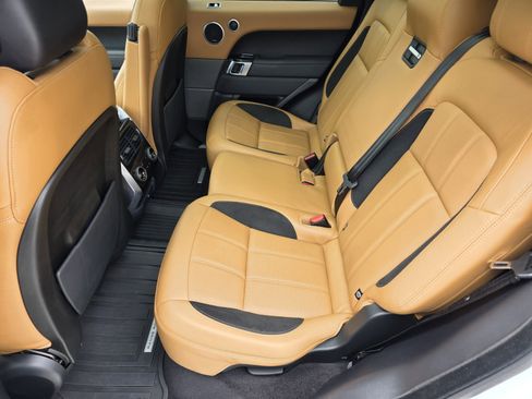 Used 2019 Land Rover Range Rover Sport Supercharged image 14