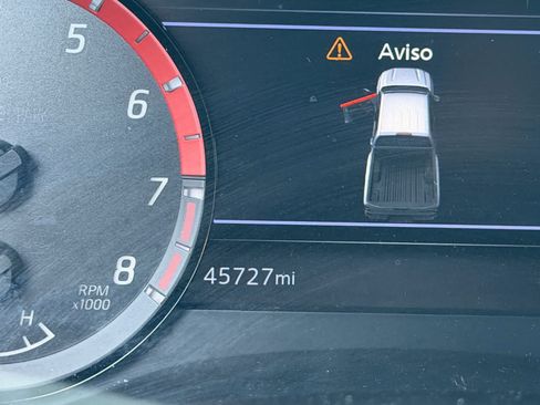 Used 2022 Nissan Frontier Pro-X RWD image 10