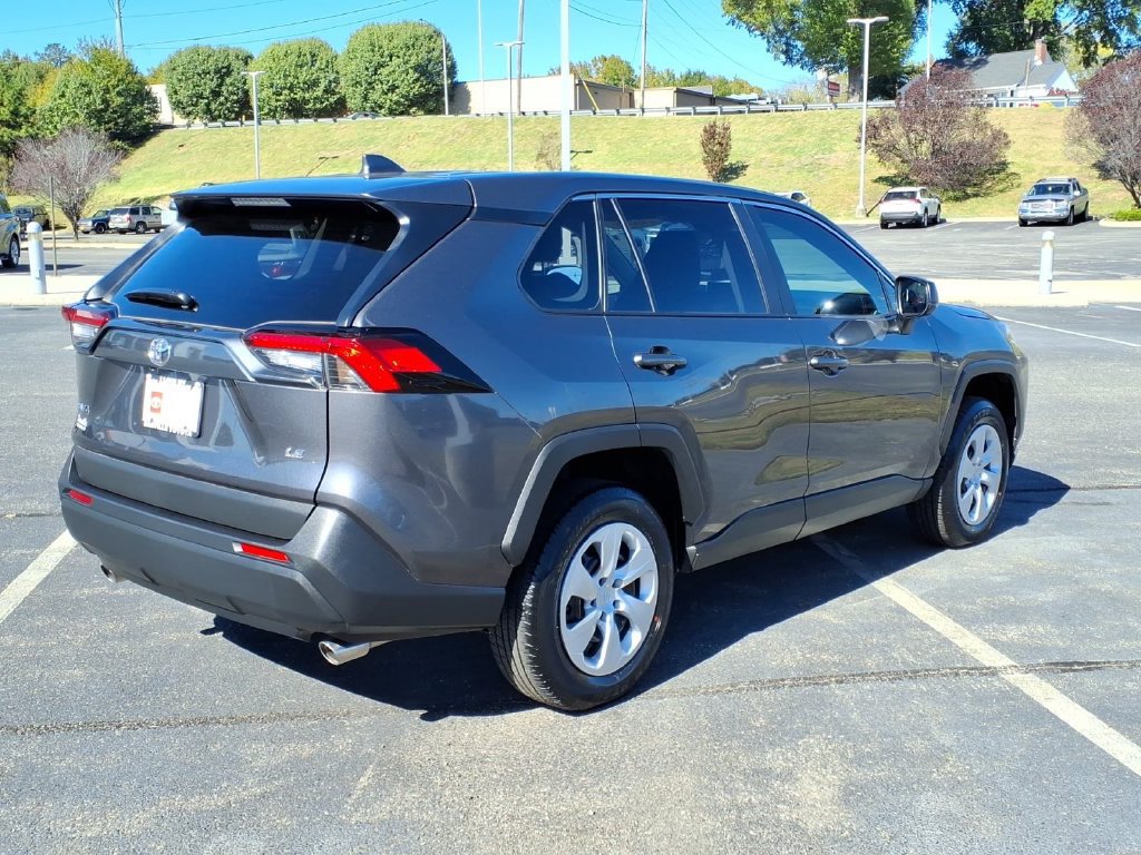 Certified 2025 Toyota RAV4 LE FWD image 23