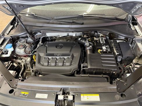 Used 2022 Volkswagen Tiguan SE image 21