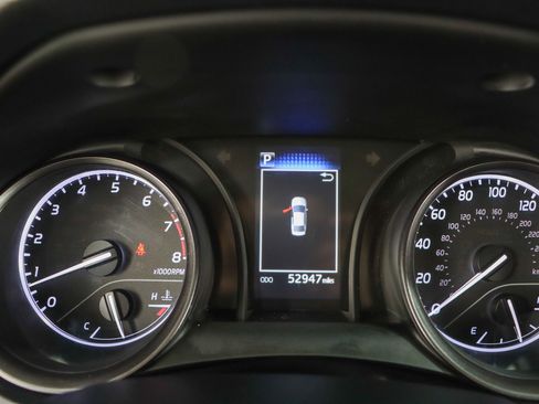 Used 2024 Toyota Camry SE image 15