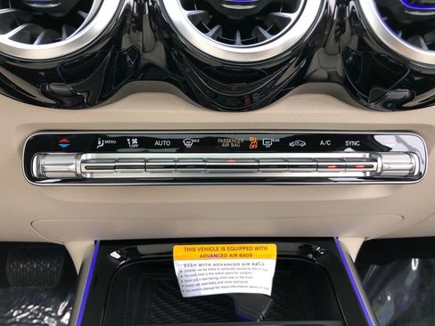 New 2026 Mercedes-Benz GLB 250 GLB 250 image 28