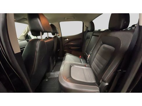 Used 2015 GMC Canyon SLE image 15