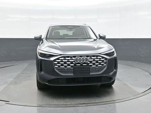 Certified 2025 Audi Q5 Premium Plus w/ Premium Plus image 2