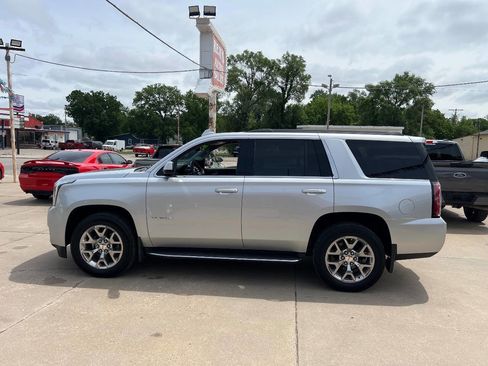 Used 2016 GMC Yukon SLT w/ Open Road Package AWD/4WD image 6