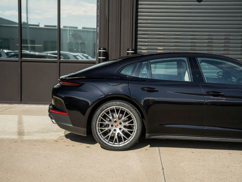 New 2026 Porsche Panamera 4 image 14