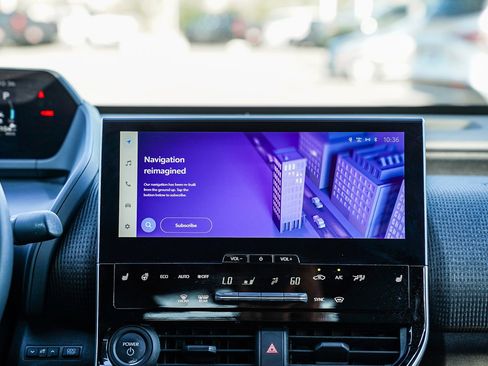 Used 2023 Toyota bZ4X XLE w/ Weather Package image 15