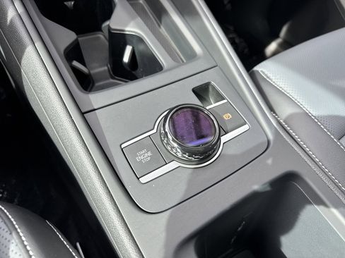 New 2026 Volkswagen Tiguan SE image 30