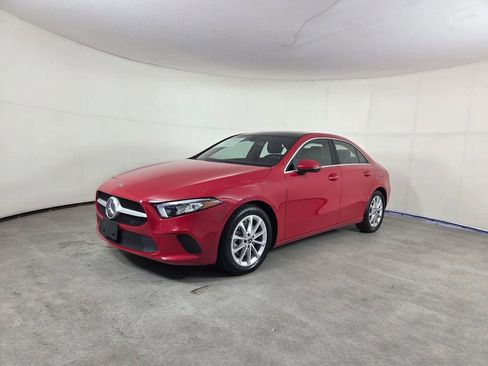 Used 2019 Mercedes-Benz A 220 4MATIC image 9