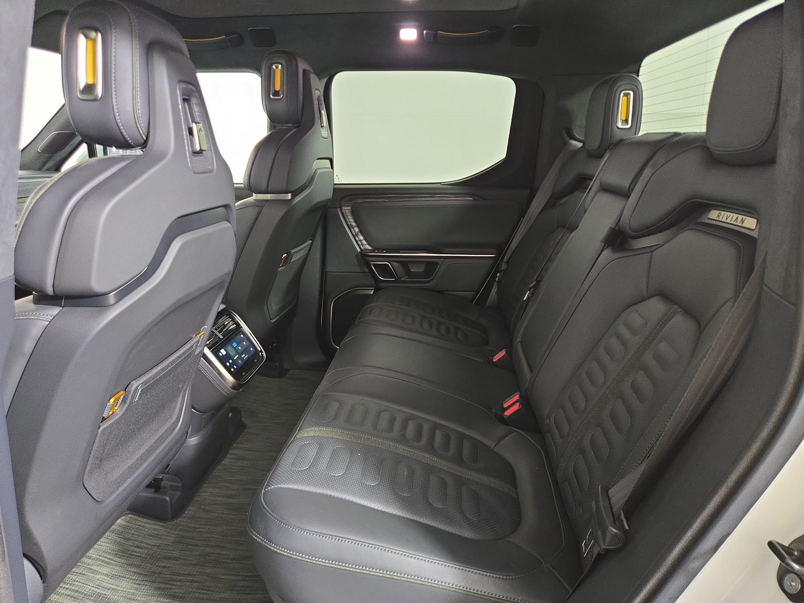 Used 2022 Rivian R1T Adventure AWD/4WD image 21