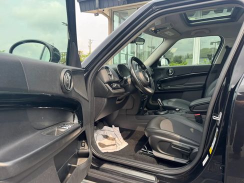 Used 2022 MINI Cooper Countryman FWD image 9