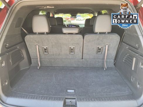 Used 2025 Chevrolet Traverse LT AWD/4WD image 23