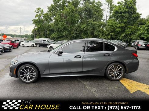 Used 2021 BMW 330i xDrive Sedan w/ Convenience Package AWD/4WD image 3