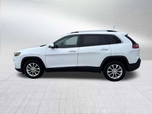 Used 2019 Jeep Cherokee Latitude w/ Popular Appearance Group image 4