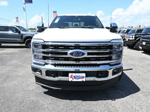 New 2026 Ford F250 King Ranch w/ Chrome Package AWD/4WD image 9
