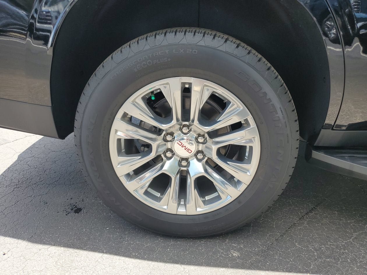 New 2026 GMC Yukon Denali RWD image 6