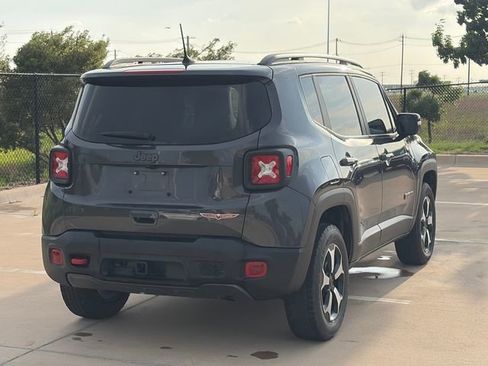 Used 2022 Jeep Renegade Trailhawk AWD/4WD image 9