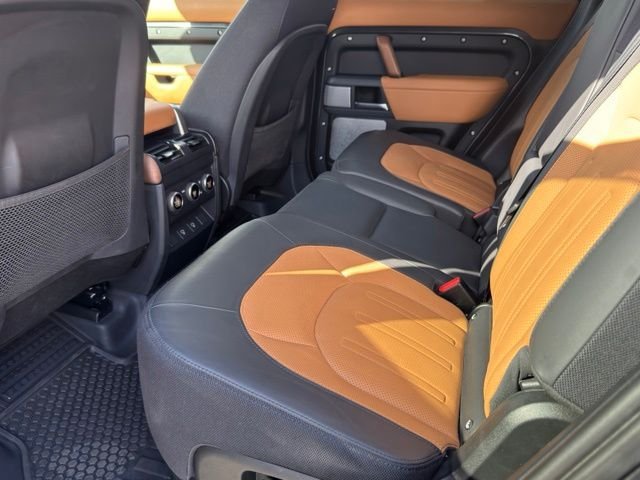 Used 2023 Land Rover Defender 130 X AWD/4WD image 24