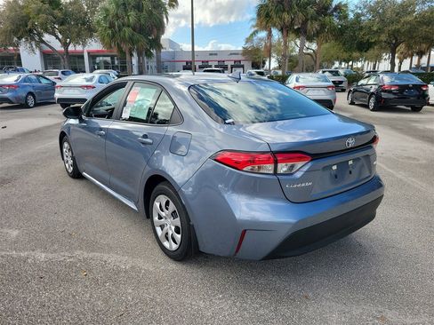 Used 2026 Toyota Corolla LE image 4