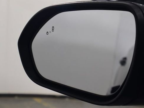 Used 2024 Kia Seltos EX FWD image 41